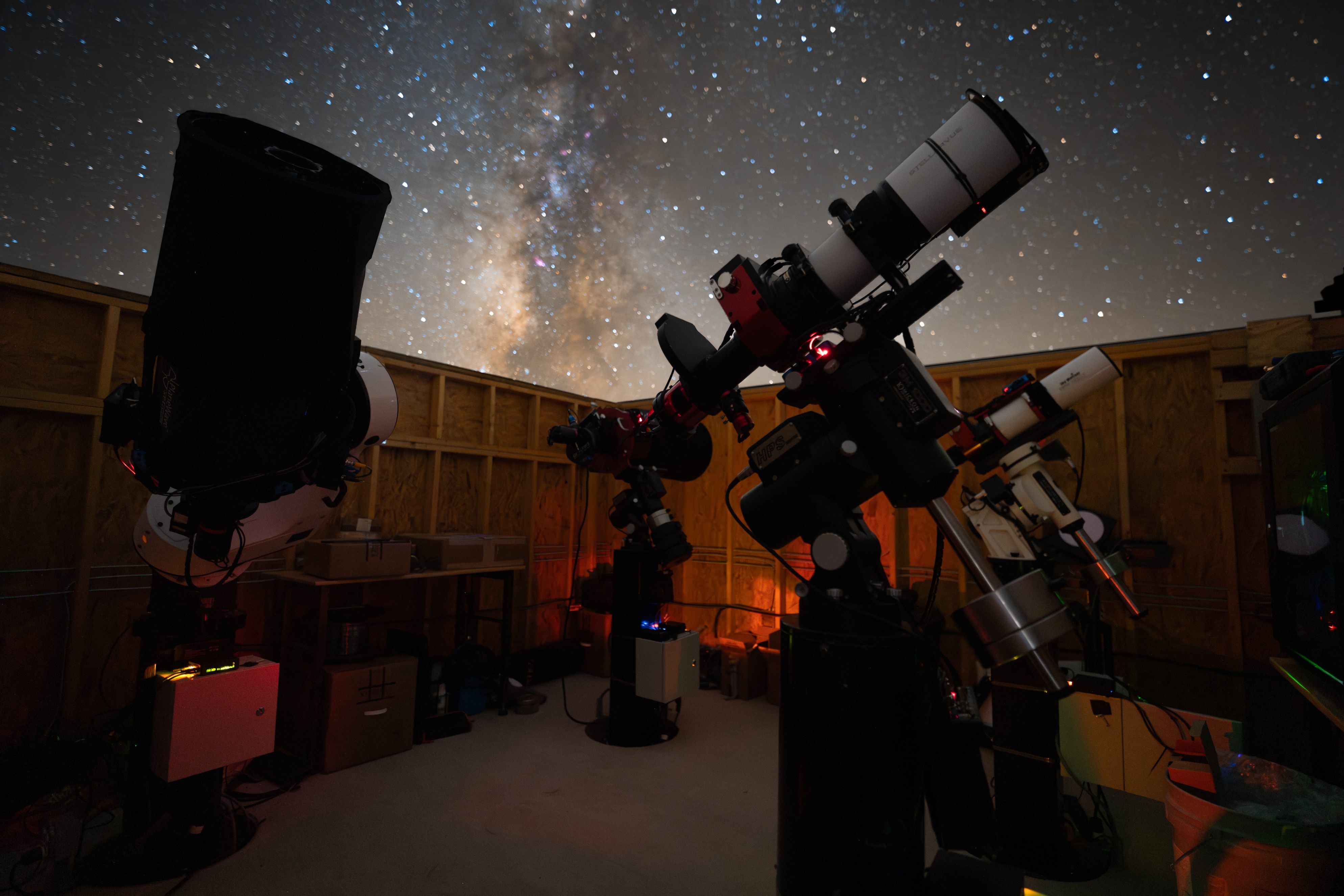 SDSO Observatory with MilkyWay
